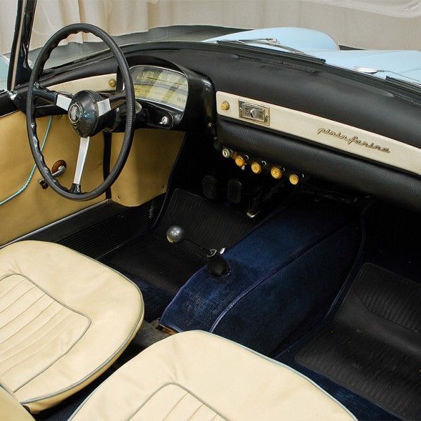 Fiat 1200 TV cabrio 1958 interieur